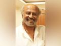 Rajinikanth greets fans outside his residence, wishes them Happy Diwali - Hindi News | Rajinikanth greets fans outside his residence, wishes them Happy Diwali | Latest entertainment News at Lokmattimes.com