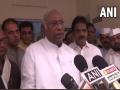 Gujarat mishap: Congress chief Kharge seeks probe by retired SC or HC judge, says "don't want to do any politics..." - Hindi News | Gujarat mishap: Congress chief Kharge seeks probe by retired SC or HC judge, says "don't want to do any politics..." | Latest national News at Lokmattimes.com