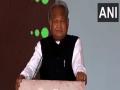 Narendra Modi gets respect globally because he is PM of country where democracy is deep-rooted: Rajasthan CM Gehlot - Hindi News | Narendra Modi gets respect globally because he is PM of country where democracy is deep-rooted: Rajasthan CM Gehlot | Latest national News at Lokmattimes.com