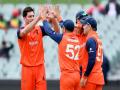 T20 World Cup: Netherland pacers dominate to bundle Zimbabwe for 117 - Hindi News | T20 World Cup: Netherland pacers dominate to bundle Zimbabwe for 117 | Latest cricket News at Lokmattimes.com