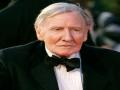 'Carry On' and 'Harry Potter' star Leslie Phillips passes away at 98 - Hindi News | 'Carry On' and 'Harry Potter' star Leslie Phillips passes away at 98 | Latest entertainment News at Lokmattimes.com