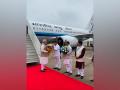 PM Modi arrives in city to unveil statue of Kempegowda, inaugurate Terminal 2 of Bengaluru Airport - Hindi News | PM Modi arrives in city to unveil statue of Kempegowda, inaugurate Terminal 2 of Bengaluru Airport | Latest national News at Lokmattimes.com