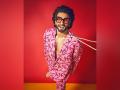 Ranveer Singh honoured with Etoile d'Or award at Marrakech, actor sings 'Gully Boy' rap - Hindi News | Ranveer Singh honoured with Etoile d'Or award at Marrakech, actor sings 'Gully Boy' rap | Latest entertainment News at Lokmattimes.com
