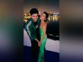 Shehnaaz Gill blushes as she dances with Guru Randhawa on 'Moon Rise' song - Hindi News | Shehnaaz Gill blushes as she dances with Guru Randhawa on 'Moon Rise' song | Latest entertainment News at Lokmattimes.com