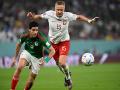 FIFA WC: Robert Lewandowski misses penalty; Mexico, Poland play out draw - Hindi News | FIFA WC: Robert Lewandowski misses penalty; Mexico, Poland play out draw | Latest football News at Lokmattimes.com