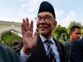Malaysia's King names Anwar Ibrahim as country's Prime Minister - Hindi News | Malaysia's King names Anwar Ibrahim as country's Prime Minister | Latest international News at Lokmattimes.com