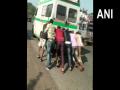 Patient dies as ambulance runs out of fuel in Rajasthan - Hindi News | Patient dies as ambulance runs out of fuel in Rajasthan | Latest national News at Lokmattimes.com