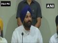 Bhagwant Singh Mann lied that gangster Goldy Brar was detained by US agencies: SAD leader Majithia - Hindi News | Bhagwant Singh Mann lied that gangster Goldy Brar was detained by US agencies: SAD leader Majithia | Latest national News at Lokmattimes.com