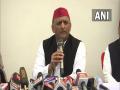 Akhilesh Yadav says photos show police lathi charge voters in Rampur by-polls - Hindi News | Akhilesh Yadav says photos show police lathi charge voters in Rampur by-polls | Latest politics News at Lokmattimes.com