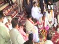 Mamata Banerjee visits Brahma temple in Rajasthan's Pushkar, offers prayers - Hindi News | Mamata Banerjee visits Brahma temple in Rajasthan's Pushkar, offers prayers | Latest national News at Lokmattimes.com