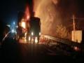 Oil tanker and container lorry caught fire in Telangana's Wanaparthy, lookout for the drivers underway - Hindi News | Oil tanker and container lorry caught fire in Telangana's Wanaparthy, lookout for the drivers underway | Latest national News at Lokmattimes.com