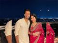 Vicky Kaushal shares cozy pic with wife Katrina on first wedding anniversary - Hindi News | Vicky Kaushal shares cozy pic with wife Katrina on first wedding anniversary | Latest entertainment News at Lokmattimes.com