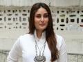 Check out this adorable video of Kareena, her tiny tots enjoying puppet dance in Jaisalmer - Hindi News | Check out this adorable video of Kareena, her tiny tots enjoying puppet dance in Jaisalmer | Latest entertainment News at Lokmattimes.com