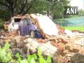 Cyclone Mandous: Wall collapses as Chennai reports waterlogging - Hindi News | Cyclone Mandous: Wall collapses as Chennai reports waterlogging | Latest national News at Lokmattimes.com