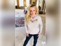 Britney Spears makes messy Instagram comeback, smears cake all over herself - Hindi News | Britney Spears makes messy Instagram comeback, smears cake all over herself | Latest entertainment News at Lokmattimes.com