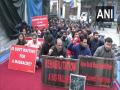 Kashmiri Pandits protest in Jammu against government over rehabilitation issue - Hindi News | Kashmiri Pandits protest in Jammu against government over rehabilitation issue | Latest national News at Lokmattimes.com