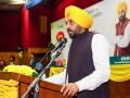 Punjab govt implements 7th Pay Commission for college, university teachers - Hindi News | Punjab govt implements 7th Pay Commission for college, university teachers | Latest national News at Lokmattimes.com