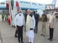 PM Modi arrives in Ahmedabad to give adieu to his mother - Hindi News | PM Modi arrives in Ahmedabad to give adieu to his mother | Latest national News at Lokmattimes.com