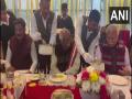 Haryana Governor, CM enjoy millet breakfast in Chandigarh - Hindi News | Haryana Governor, CM enjoy millet breakfast in Chandigarh | Latest national News at Lokmattimes.com