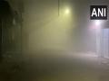 Dense fog engulfs parts of Uttar Pradesh and Madhya Pradesh - Hindi News | Dense fog engulfs parts of Uttar Pradesh and Madhya Pradesh | Latest national News at Lokmattimes.com