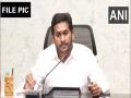 Guntur stampede: Andhra CM Jagan Reddy announces Rs 2 lakh ex-gratia to kin of deceased - Hindi News | Guntur stampede: Andhra CM Jagan Reddy announces Rs 2 lakh ex-gratia to kin of deceased | Latest politics News at Lokmattimes.com