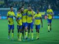 ISL: Kerala Blasters FC climb to third spot, down Jamshedpur FC 3-1 - Hindi News | ISL: Kerala Blasters FC climb to third spot, down Jamshedpur FC 3-1 | Latest other-sports News at Lokmattimes.com