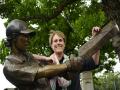 Belinda Clark immortalised at SCG Walk of Honour, becomes first women's cricketer to get a statue - Hindi News | Belinda Clark immortalised at SCG Walk of Honour, becomes first women's cricketer to get a statue | Latest cricket News at Lokmattimes.com