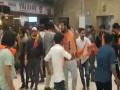 Gujarat: Bajrang Dal protests against film 'Pathaan,' tear down Shah Rukh Khan's posters - Hindi News | Gujarat: Bajrang Dal protests against film 'Pathaan,' tear down Shah Rukh Khan's posters | Latest national News at Lokmattimes.com
