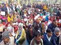UP: Sanitation workers hold protest in Aligarh, demand to restore old pension - Hindi News | UP: Sanitation workers hold protest in Aligarh, demand to restore old pension | Latest national News at Lokmattimes.com