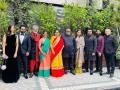 RRR: Jr NTR, Ram Charan, SS Rajamouli bring Indian touch to Golden Globe red carpet - Hindi News | RRR: Jr NTR, Ram Charan, SS Rajamouli bring Indian touch to Golden Globe red carpet | Latest entertainment News at Lokmattimes.com
