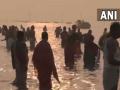 Gangasagar Mela: Devotees, seers take holy dip in Ganges on Makar Sankranti - Hindi News | Gangasagar Mela: Devotees, seers take holy dip in Ganges on Makar Sankranti | Latest national News at Lokmattimes.com