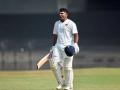 Sarfaraz Khan smashes ton against Delhi, sends another reminder to selectors - Hindi News | Sarfaraz Khan smashes ton against Delhi, sends another reminder to selectors | Latest cricket News at Lokmattimes.com