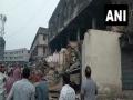 One killed, another injured after portion of building collapsed in Maharashtra's Bhiwandi - Hindi News | One killed, another injured after portion of building collapsed in Maharashtra's Bhiwandi | Latest national News at Lokmattimes.com