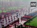 'Beating the Retreat' ceremony begins at Vijay Chowk in Delhi - Hindi News | 'Beating the Retreat' ceremony begins at Vijay Chowk in Delhi | Latest national News at Lokmattimes.com