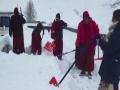 Snowfall disrupts normal life in several areas across Himachal Pradesh - Hindi News | Snowfall disrupts normal life in several areas across Himachal Pradesh | Latest national News at Lokmattimes.com