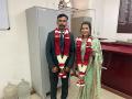 Two MP officials tie knot at Bhopal Registrar Office without dowry, resolve to use saved money for educating poor children - Hindi News | Two MP officials tie knot at Bhopal Registrar Office without dowry, resolve to use saved money for educating poor children | Latest national News at Lokmattimes.com