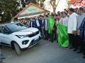 'Green State': Himachal CM Sukhu flags off 11 electric vehicles for Transport dept - Hindi News | 'Green State': Himachal CM Sukhu flags off 11 electric vehicles for Transport dept | Latest national News at Lokmattimes.com