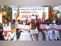 BJP protests against Delhi government over Feedback Unit case - Hindi News | BJP protests against Delhi government over Feedback Unit case | Latest politics News at Lokmattimes.com