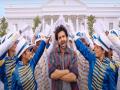 Kartik Aaryan releases 'Shehzada' title track - Hindi News | Kartik Aaryan releases 'Shehzada' title track | Latest entertainment News at Lokmattimes.com