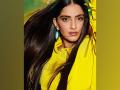 Sonam Kapoor drops gorgeous pictures, Anand Ahuja says, we need to keep resizing your watch bracelets for weight loss - Hindi News | Sonam Kapoor drops gorgeous pictures, Anand Ahuja says, we need to keep resizing your watch bracelets for weight loss | Latest entertainment News at Lokmattimes.com