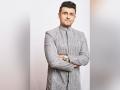 Scuffle during Singer Sonu Nigam's event in Mumbai's Chembur, one injured - Hindi News | Scuffle during Singer Sonu Nigam's event in Mumbai's Chembur, one injured | Latest entertainment News at Lokmattimes.com