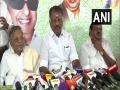 AIADMK leadership row: EPS want to capture the party, says Panneerselvam - Hindi News | AIADMK leadership row: EPS want to capture the party, says Panneerselvam | Latest politics News at Lokmattimes.com