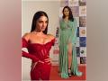 Alia Bhatt, Kiara Advani raise glam quotient at awards event, see pics - Hindi News | Alia Bhatt, Kiara Advani raise glam quotient at awards event, see pics | Latest entertainment News at Lokmattimes.com