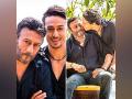 This is how Jackie Shroff wished his son Tiger Shroff on birthday - Hindi News | This is how Jackie Shroff wished his son Tiger Shroff on birthday | Latest entertainment News at Lokmattimes.com