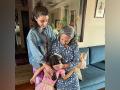 Soha Ali Khan shares picture of three generations, find out special thing about it - Hindi News | Soha Ali Khan shares picture of three generations, find out special thing about it | Latest entertainment News at Lokmattimes.com