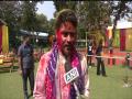 Union minister Anurag Thakur celebrates Holi at Rajnath Singh's residence, extends wishes - Hindi News | Union minister Anurag Thakur celebrates Holi at Rajnath Singh's residence, extends wishes | Latest national News at Lokmattimes.com