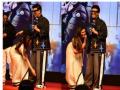 Rani Mukherjee touches feet of Karan Johar at 'Mrs. Chatterjee v/s Norway' event - Hindi News | Rani Mukherjee touches feet of Karan Johar at 'Mrs. Chatterjee v/s Norway' event | Latest entertainment News at Lokmattimes.com
