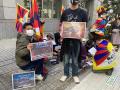 Japan: Tibetans hold demonstration to mark 64th anniversary of Tibetan Uprising Day - Hindi News | Japan: Tibetans hold demonstration to mark 64th anniversary of Tibetan Uprising Day | Latest international News at Lokmattimes.com