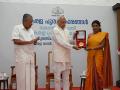 Kerala Governor presents maiden 'Kerala Puraskarngal' awards, M T Vasudevan Nair awarded state's highest civilian honour - Hindi News | Kerala Governor presents maiden 'Kerala Puraskarngal' awards, M T Vasudevan Nair awarded state's highest civilian honour | Latest national News at Lokmattimes.com