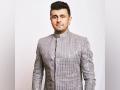 Mumbai: Former driver of Sonu Nigam's father booked for stealing Rs 72 lakh - Hindi News | Mumbai: Former driver of Sonu Nigam's father booked for stealing Rs 72 lakh | Latest national News at Lokmattimes.com